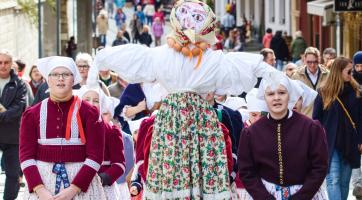 Luhačovice se rozloučily se zimou vynesením Moreny