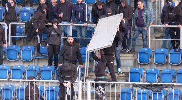 Na fotbalovém derby mezi Slováckem a Zlínem řádili neukáznění fanoušci