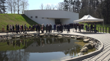 Obnovený památník na Ploštině započal novou éru