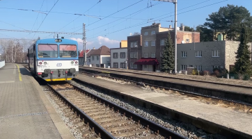Na koleje mezi Zlínským a Trenčianským krajem se vrátí vlaky