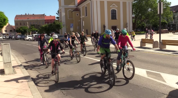 Cyklovýlet připomenul partnerství Holíče a Hodonína