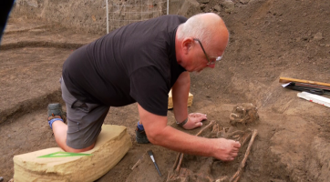 Při archeologickém výzkumu se našla zachovalá kostra