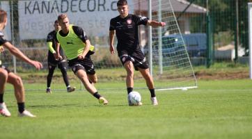 Fotbalová reprezentace se ve Zlíně a okolí chystá na Slovensko bez Karabce a Daňka
