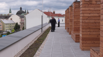 Kraj přispěl na zázemí pro strážníky a výstavbu bytů