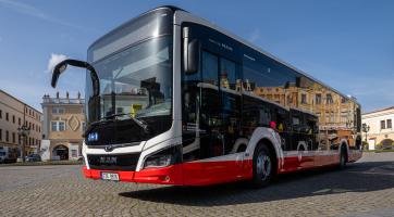 Flotilu kroměřížské MHD rozšířily dva nové hybridní autobusy
