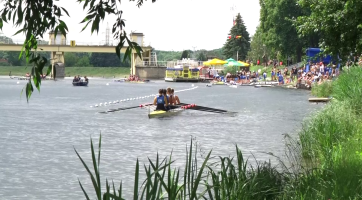 Veslařská regata přitáhla do Hodonína týmy z republiky i ze zahraničí