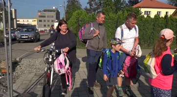 Rožnov se snaží motivovat žáky k chůzi pěšky nebo jízdě na kole 