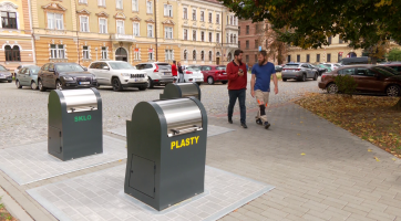 Podzemní kontejnery v centru Uherského Hradiště už jsou v provozu