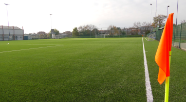 Stadion na Širůchu ve Starém Městě má moderní povrch