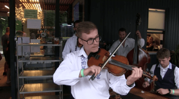 Léto ve veselském přístavu patřilo tentokrát folklóru