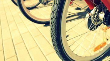 Trable s cyklisty v Kroměříži. Jeden byl opilý, druhý neosvětlený a třetí kolo ukradl