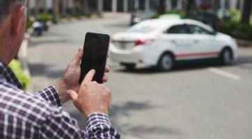 V Otrokovicích začalo fungovat SENIORtaxi. Jízda vyjde na 40 korun
