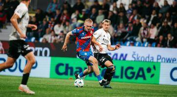 Trenér fotbalistů Zlína Červenka dostal k padesátinám fantastickou výhru nad Plzní