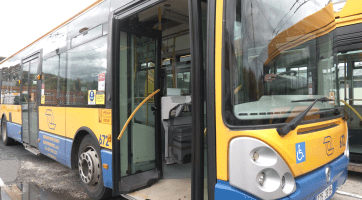 Povolání řidiče trolejbusů už není jen mužskou doménou