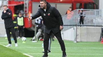 Odvolání Kameníka nepomohlo, Slovácko prohrálo v Hradci vysoko 0:4 