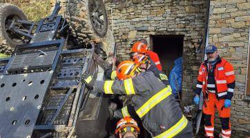 V Želechovicích nad Dřevnicí zavalila muže čtyřkolka