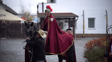 Svatý Martin přivezl do Boršic mladá vína