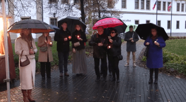 Význam 17. listopadu připomnělo shromáždění v parku Petra Bezruče