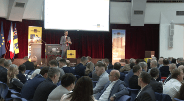 Starostové získali aktuální informace a podělili se o zkušenosti