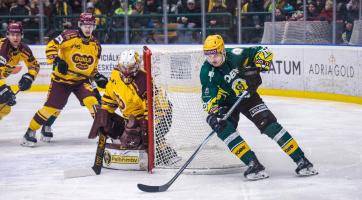 Berani padli v Táboře, Vsetín před nejvyšší návštěvou porazil Jihlavu