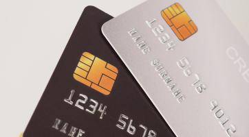 „Finanční poradci“ připravili trojici osob z Uherskohradišťska o statisíce