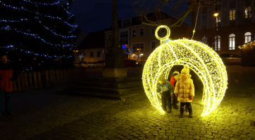 Vánoční centrum Uherského Brodu je nově vyzdobené světelnými prvky 
