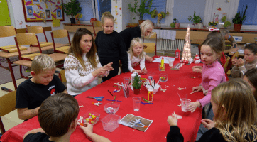 ZŠ a MŠ Větrná spolu se SRPŠ Fénix uspořádaly tradiční Adventní dílničky