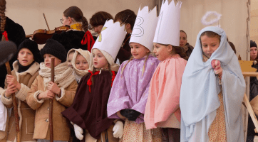 Adventní neděle patřila ve Starém Městě předvánočnímu jarmarku