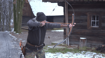 Valašská dědina se proměnila v lukostřeleckou arénu