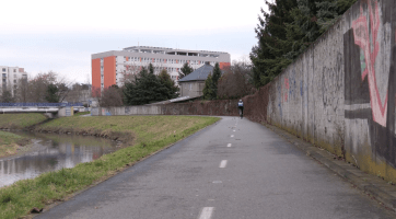 Díky solárnímu osvětlení jsou cyklostezky bezpečnější