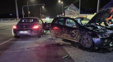 Srážka dvou vozidel v Uherském Brodě se obešla bez zranění