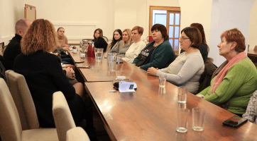 Educante se podruhé připojilo k Noci důstojnosti