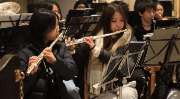 V kostele zahrály mládežnické soubory ze Sydney