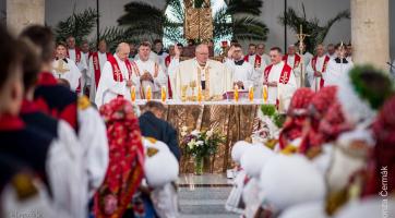 Foto: Honza Čermák, Člověk a víra