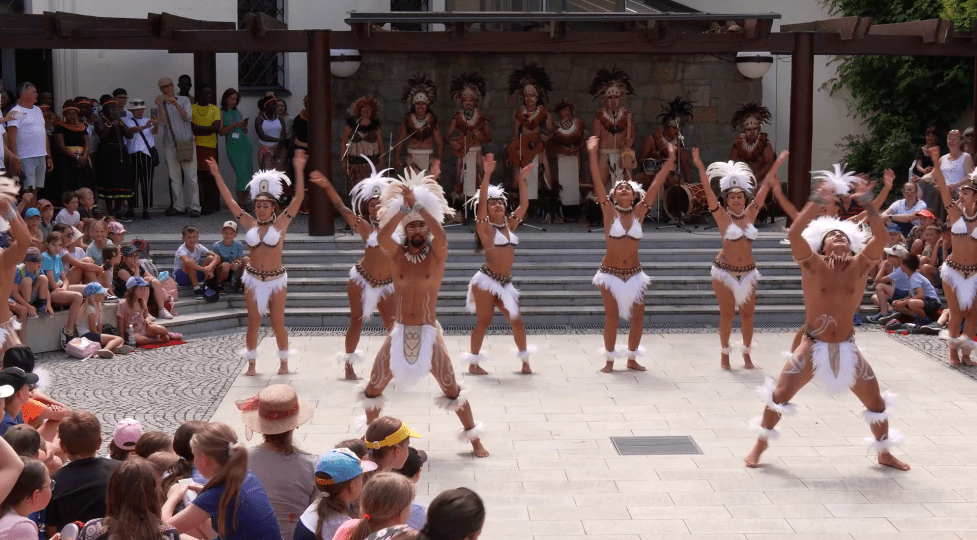 Zahraniční folklorní soubory opět rozvířily atrium brodského muzea