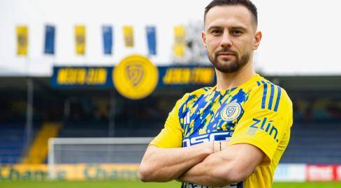 Zlín posílil bývalý fotbalový reprezentant Pešek, do Česka se vrací z Polska 