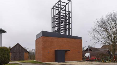 V Loučce u Vizovic vzniká unikátní kaple s největší zvonohrou v České republice