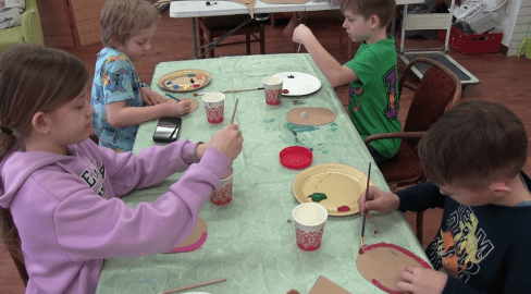 Jarní prázdniny byly na SVČ Dúbrava plné tvoření i setkání se zvířátky