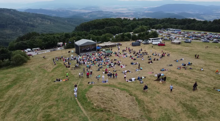 Tradiční setkání na Velké Javořině spoluorganizovalo i Veselí nad Moravou