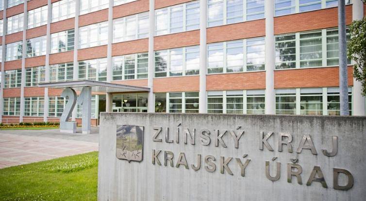 Tripartita řešila financování nepedagogických pracovníků a aktuální nezaměstnanost