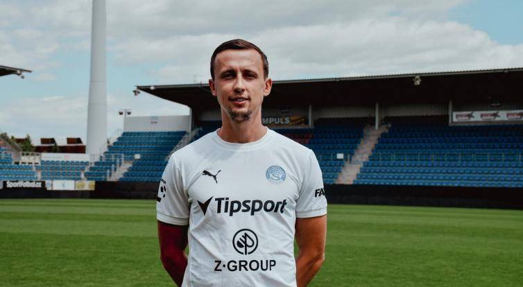 Slovácko získalo záložníka Tetoura. Hrával v Baníku i na Kypru