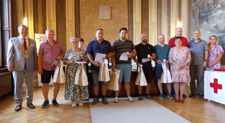Na uherskohradišťské radnici byli oceněni dobrovolní dárci krve
