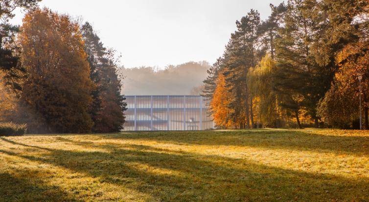 Zlínské „íčko“ zve na procházku po architektuře i kvíz s tombolou