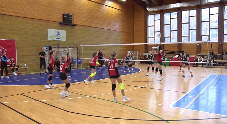 Volejbalový víkend ve sportovní hale Na Lapači 