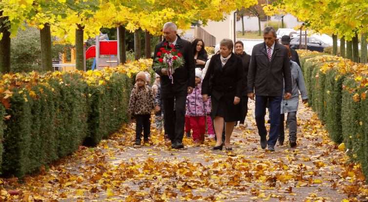 Ostrožská Nová Ves si připomněla vznik Československé republiky i oběti války