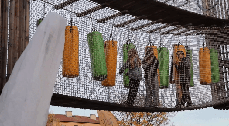 Halloween ukončil letošní sezonu na lanové dráze