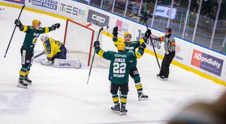 Vsetín po konci trenéra Babky procitl, v derby porazil poslední Zlín 4:2