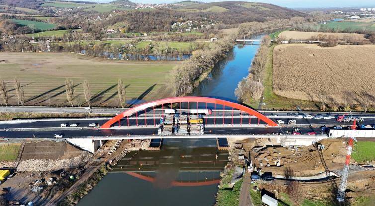 Cyklostezka podél řeky Moravy zůstane uzavřena až do konce března. V zimě bude umožněn průchod koridorem