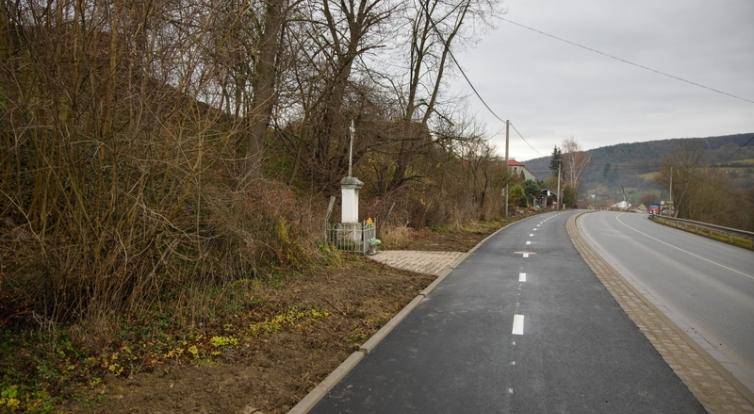 Cyklostezka propojující Polichno s Újezdcem je hotová