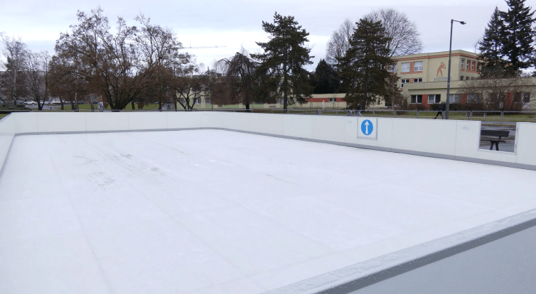 V Uherském Hradišti si lidé zase mohou přijít zdarma zabruslit